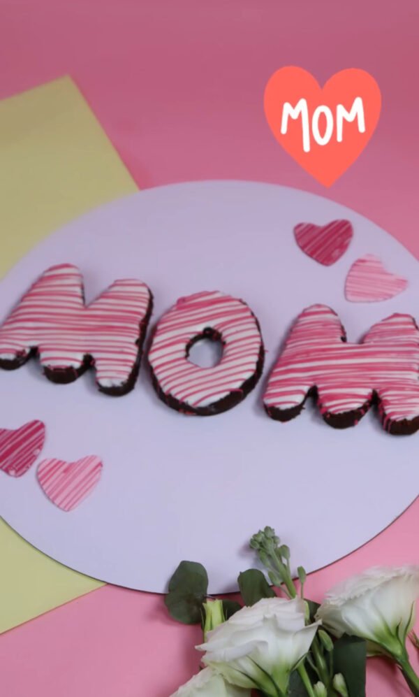 Mother’s Day Brownie letter board