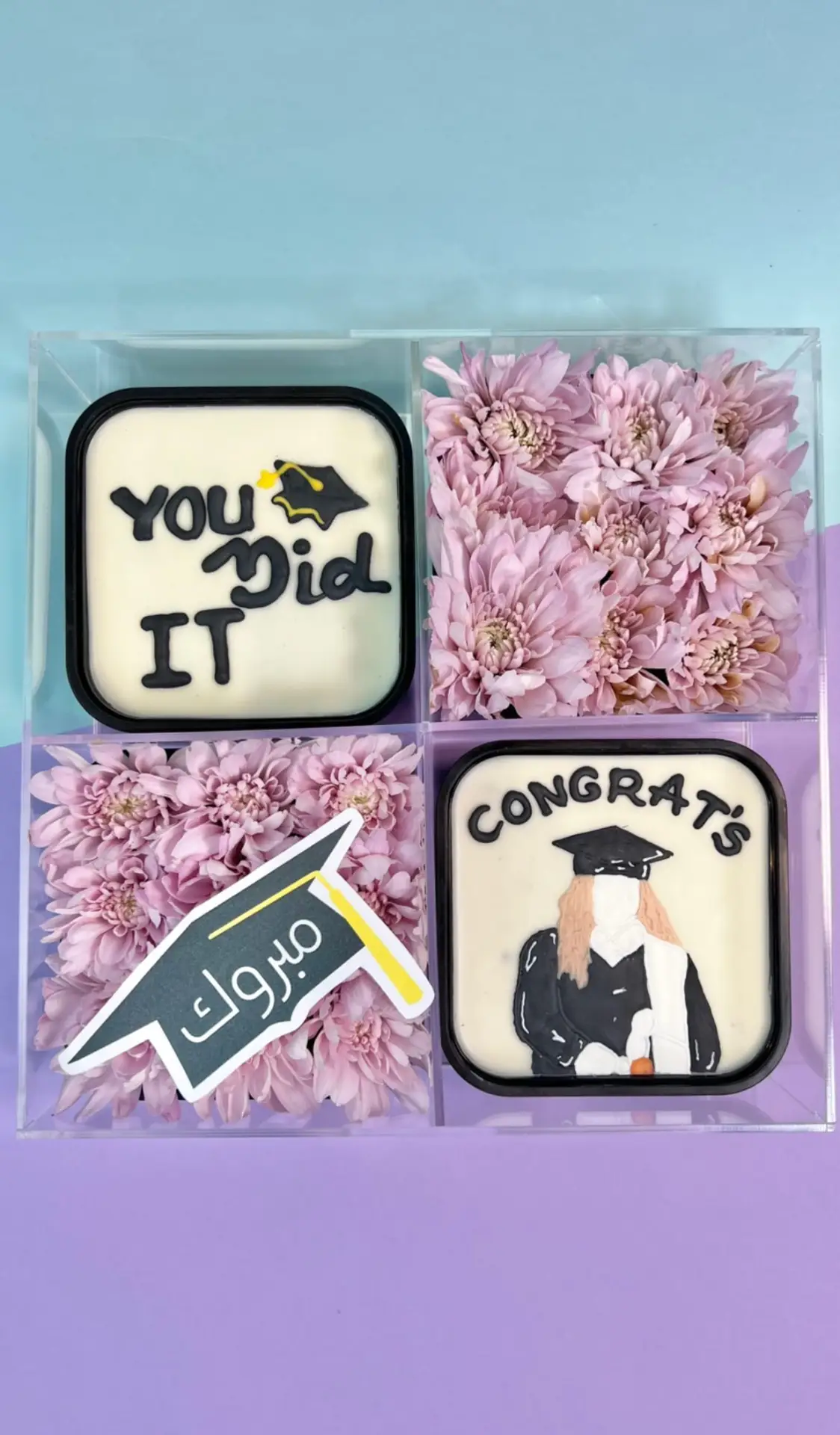Acrylic Graduation box with flowers ( D1)