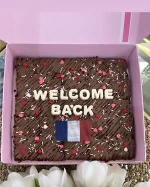 Welcome back ( flag pic )