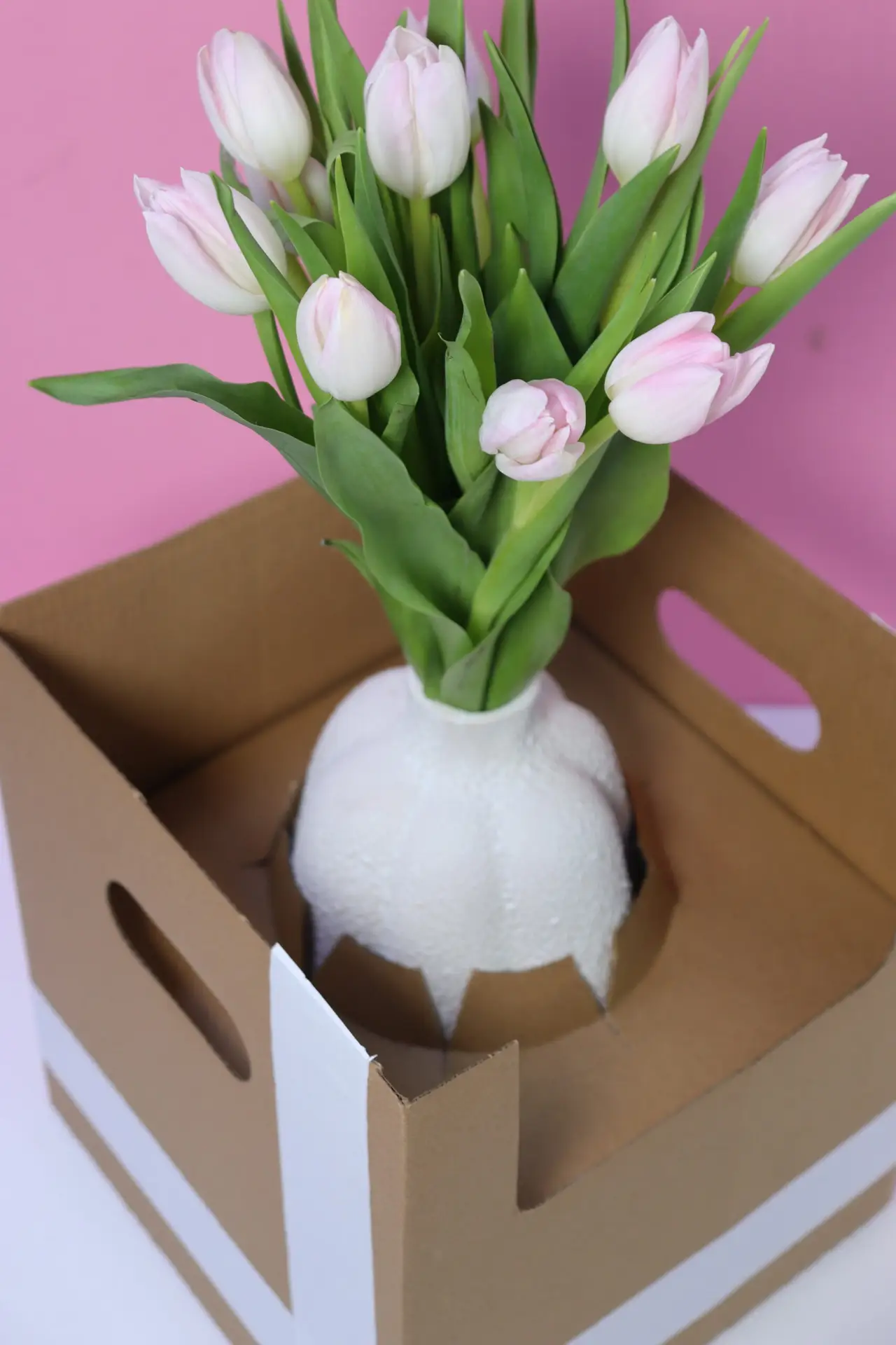 Tulips Ceramic vase