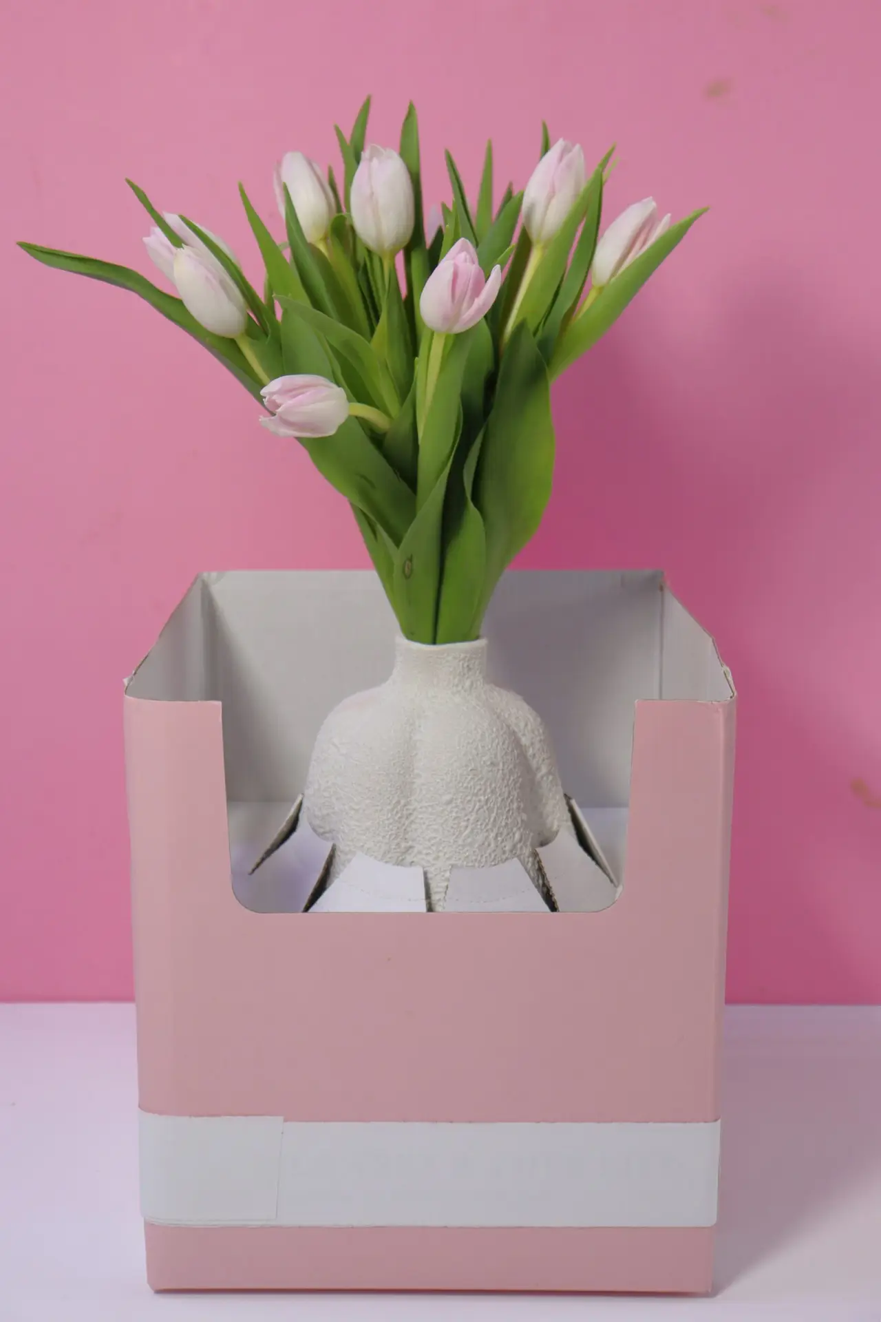 Tulips Ceramic vase
