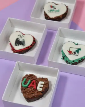 UAE mini heart brownie box