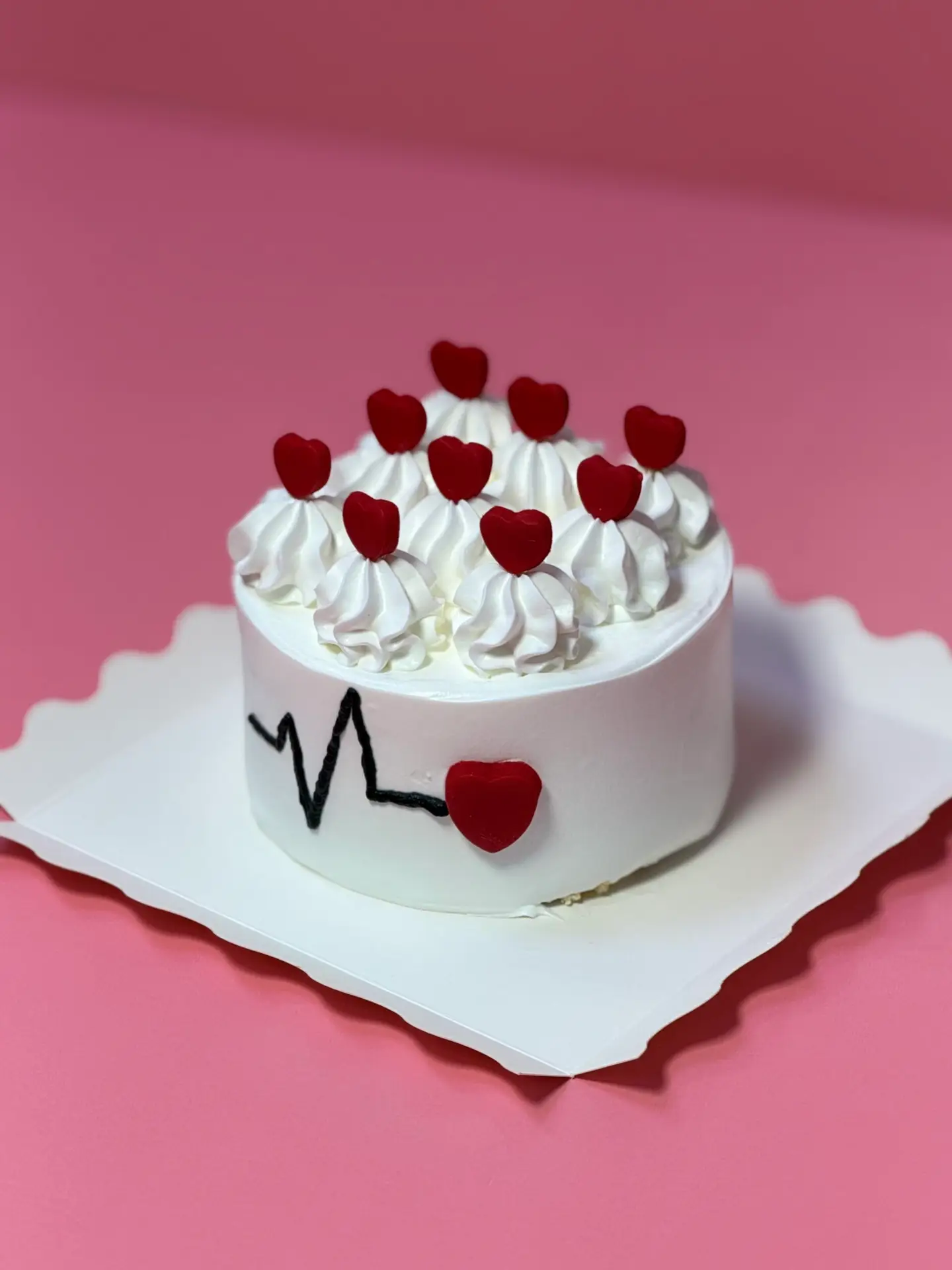 Valentines cake ( V11)